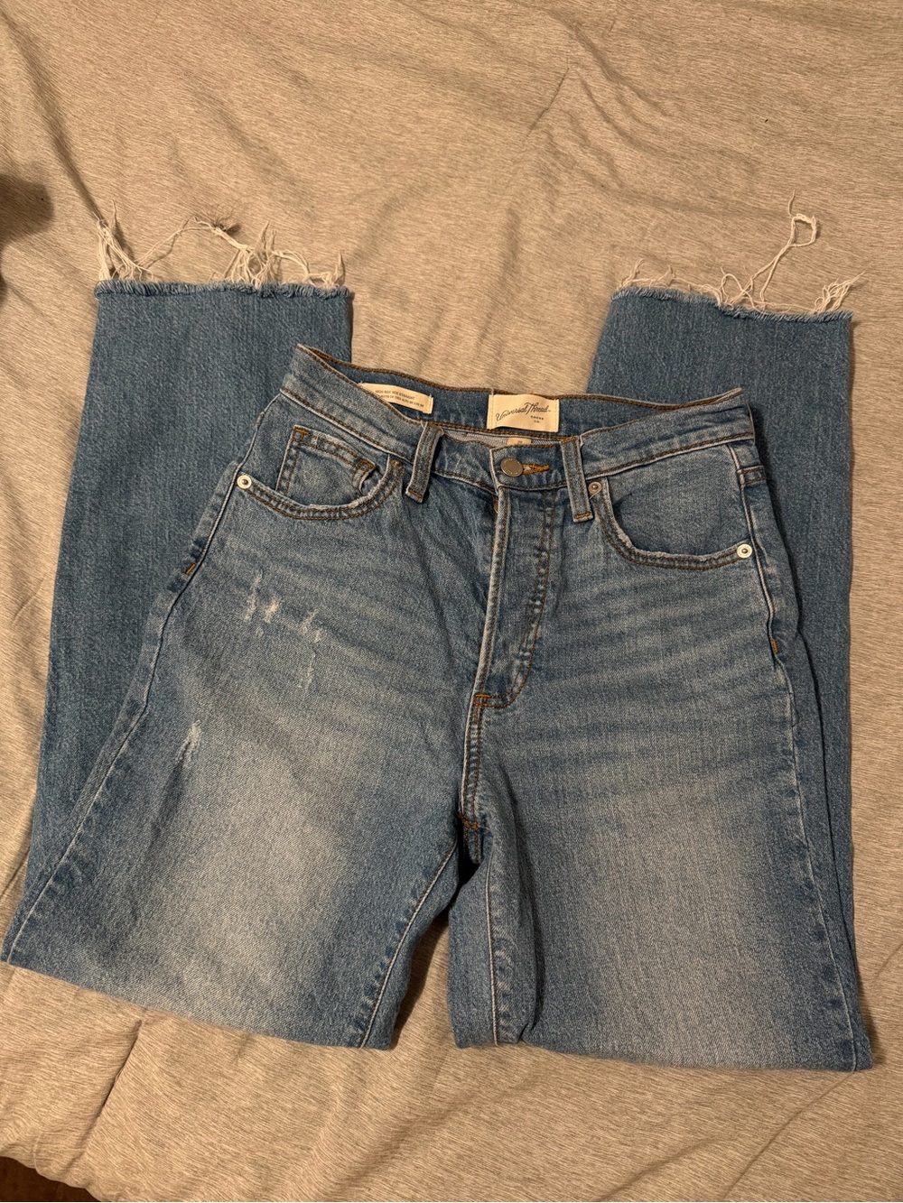 Universal Thread Straight Leg Jeans in Light Blue Denim